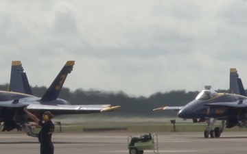 Blue Angels arrive for 2016 MCAS Cherry Point Air Show