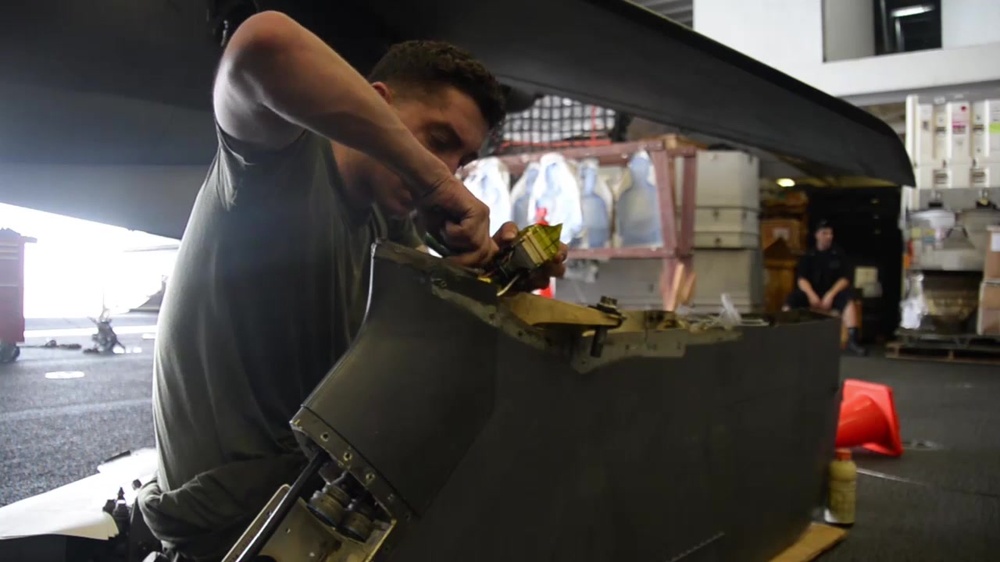 DVIDS - Video - Aircraft Maintenance