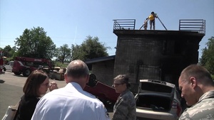 Oregon Governor visits Portland Fire Station