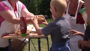 Troops Provide Chemical Defense Training for Polish Children