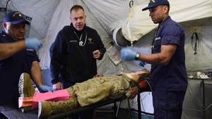 Coast Guard medical experts participate in Cascadia Rising 2016