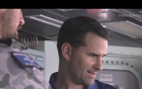 Open Ship Tours on Royal Australian Navy Anzac Class Frigate HMAS Ballarat (FFH 155) During RIMPAC 16