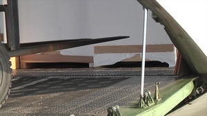 B-roll of a Russian jet landing in Iwakuni