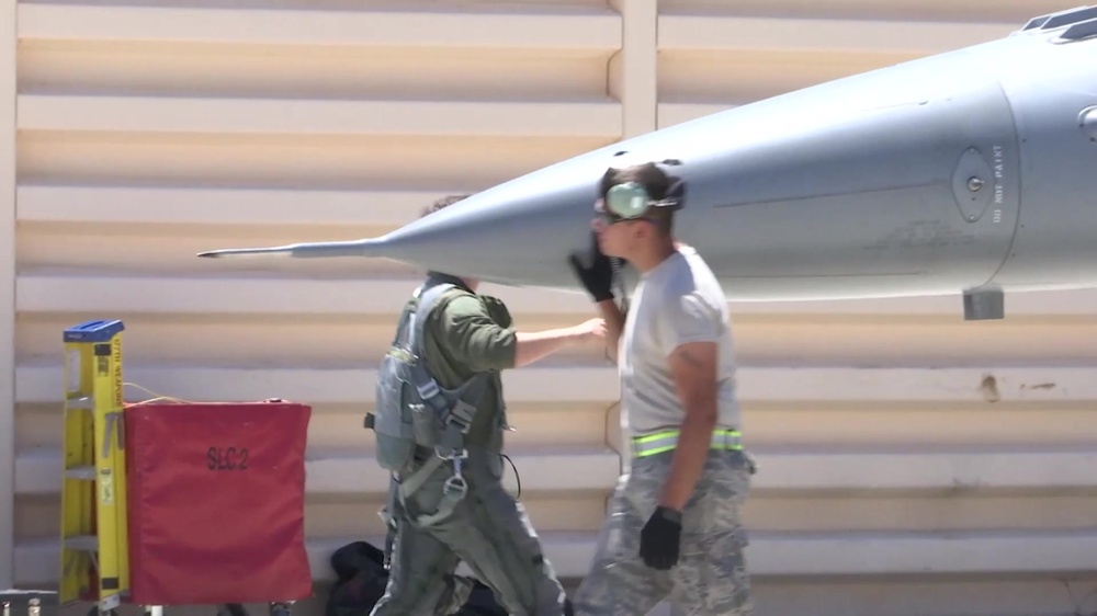 DVIDS - Video - New Jersey F-16 Maintainers and Pilot Checks Part 1