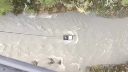 Alaska Air Guardsmen rescue man from submerged truck in Cache Creek