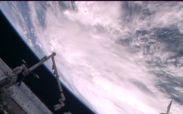 Space Station Cameras Peer Down on Major Hurricane Matthew