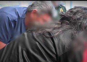 No Arriesgue Su Vida (Don't Risk Your Life)