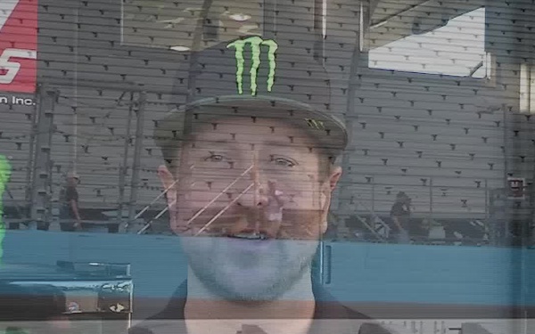 Kurt Busch #41 NASCAR Holiday Shout Out
