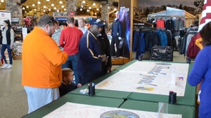 Local Store Honors Vets