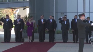 Carter arrives Tel Aviv, meets Minister of Defense