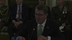 Carter, U.K. Defense Secretary Attend Counter-ISIL Meeting