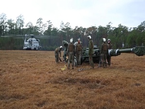 HMH-464 and 1st Battalion, 10th Marines conduct Helicopter Rope Suspension Techniques for aerial insertions and raids