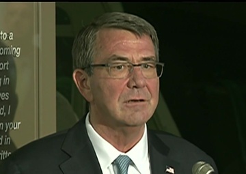 Carter Hosts Opening of Vietnam Exhibit at Pentagon