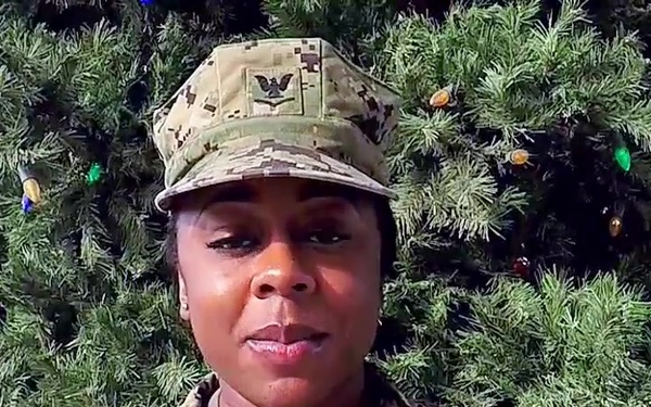 PO3 Shakayla Tucker - Holiday Greetings