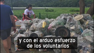 Jornada de limpieza del río Chagres en Gamboa Panama