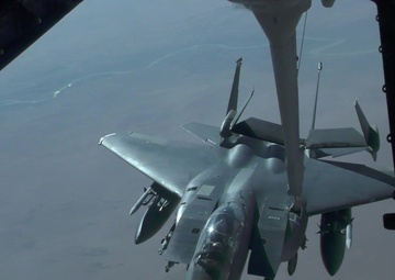 KC-10 Extender Refuels an F-15E over Iraq