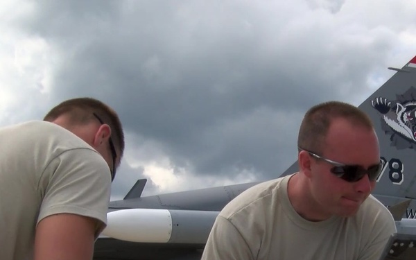 Crew Chiefs w/Tail art in background