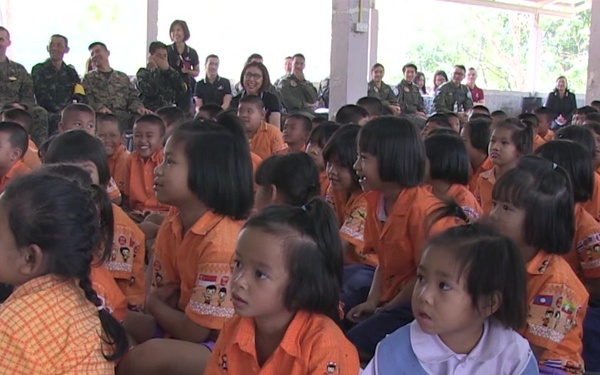 Cobra Gold 2017: Service members interact with children