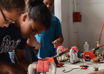 Students compete in 2017 SeaPerch competition