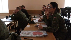 Polish and U.S. Soldiers train on Call for Fire procedures