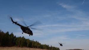 Allied Spirit VI - Air Assault Footage - Hohenfels, Germany (17 MAR 2017)