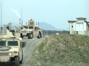 Marines with Marine Wing Support Squadron 171 practice air base ground defense during Exercise Tanuki Wrath (Package/Pkg)