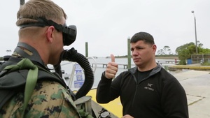 3rd Force Reconnaissance Co. performs dive operations in Pensacola, Fla.