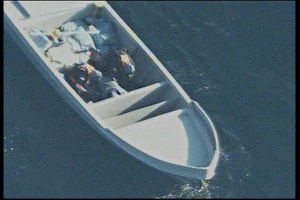 Coast Guard Cutter Stratton crew apprehends suspected smugglers in Eastern Pacific Ocean