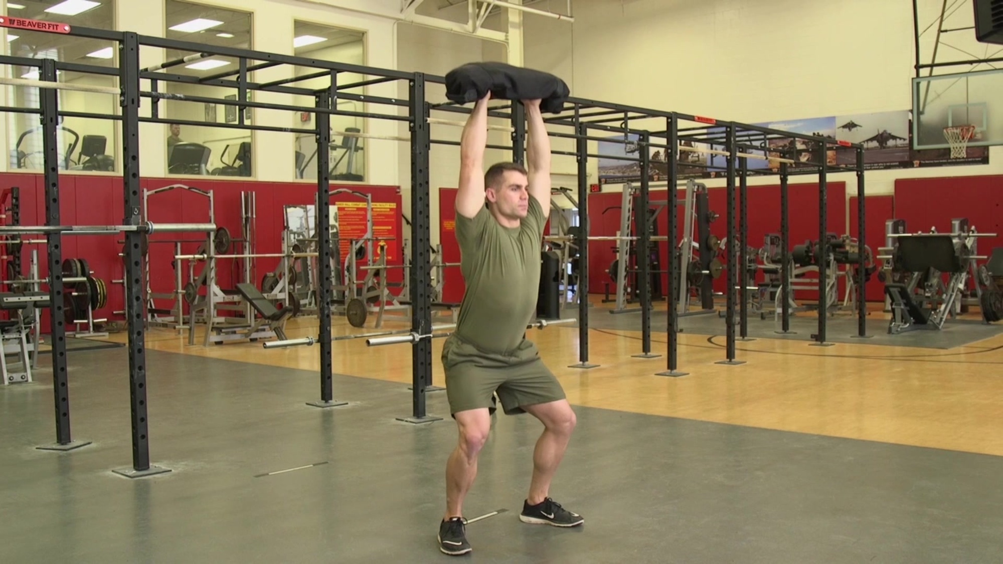 Front squat 2024 sandbag