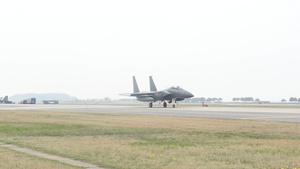 Exercise MAX THUNDER 17 Look Live