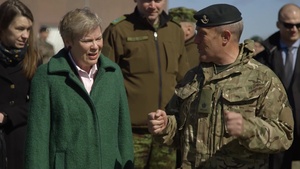 Deputy Secretary General visits NATO troops in Estonia