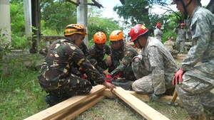 Hawaii National Guard Search and Rescue Soldiers and Airmen join Armed Forces of the Philippines Counter Parts.