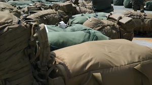 31st Marine Expeditionary Unit Marine Unload Aboard LHD 6