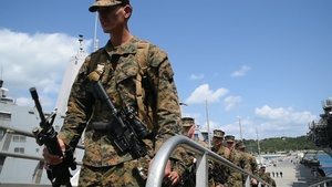 31st Marine Expeditionary Unit Marine on load aboard LHD 6