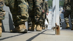 31st Marine Expeditionary Unit Marine on load aboard LHD 6