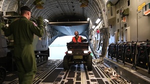 NOBLE JUMP 17 - Norwegian Troops Unload Vehicles at Sibiu Airport