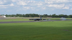 B-52H Stratofortress arrives in RAF Fairford