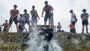 Multimedia: UCT 2 Sailors Train With Armed Forces of the Philippines