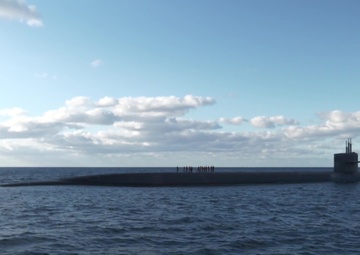 USS Wyoming SSBN 4k B-roll