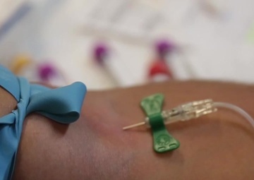 Walking blood banks: the battlefield life-savers