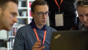 Detecting fake news (B-Roll)