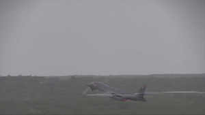 B-1B Lancer Take off 1