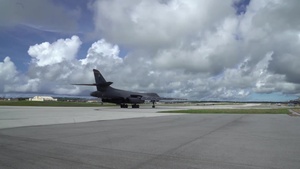 B-1B Lancer taxi