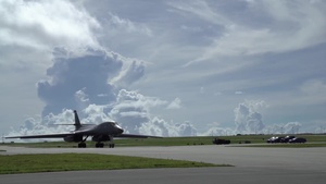 B-1B Lancer taxi