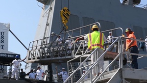 170821-N-EO381-001 USS Truxtun RTHP