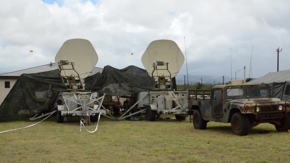 DVIDS - Video - 25th ID Communications Exercise (COMMEX) B-roll
