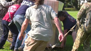 Soldiers Deliver Hurricane Harvey Relief Supplies