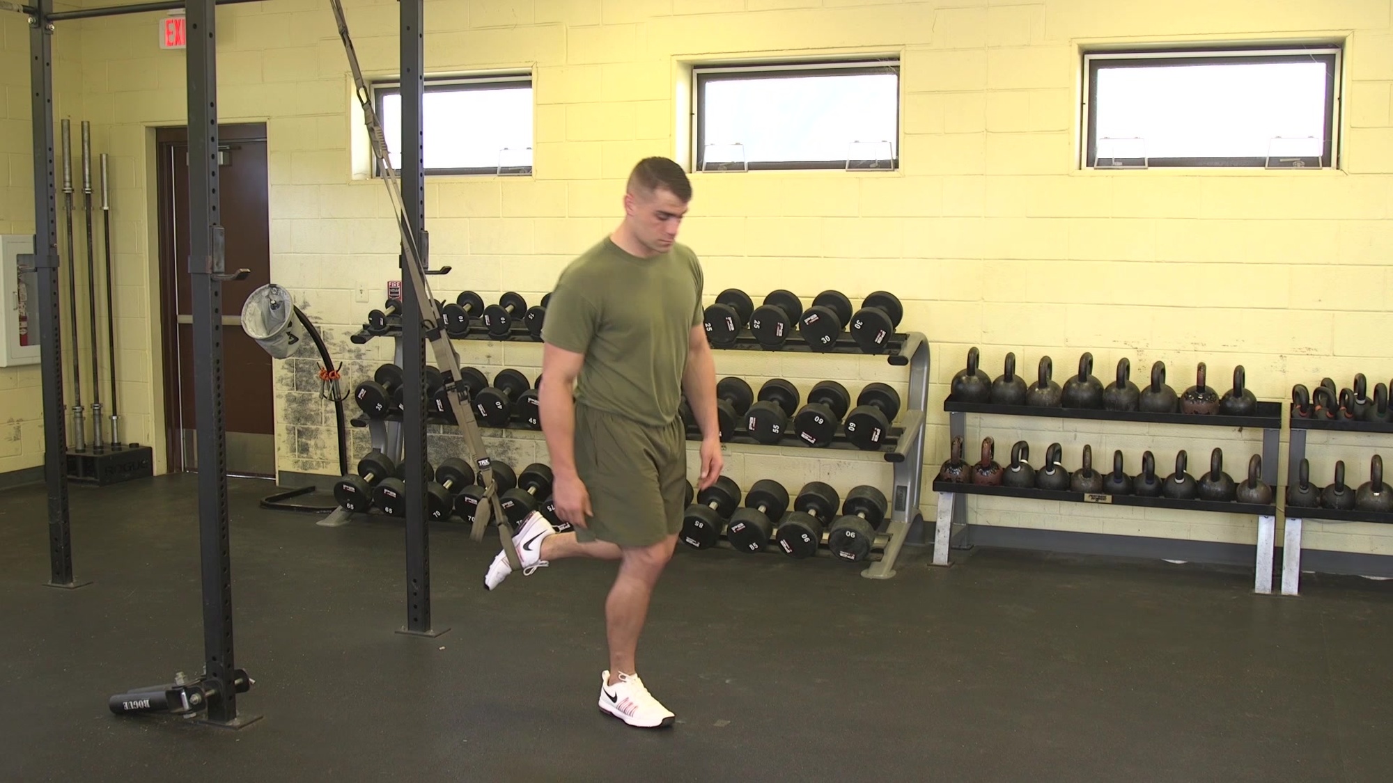 Leg cradle to online side lunge