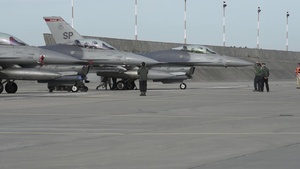 American and Polish F-16s