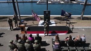 VCNO presents Silver Star to EODMU 3 Sailor